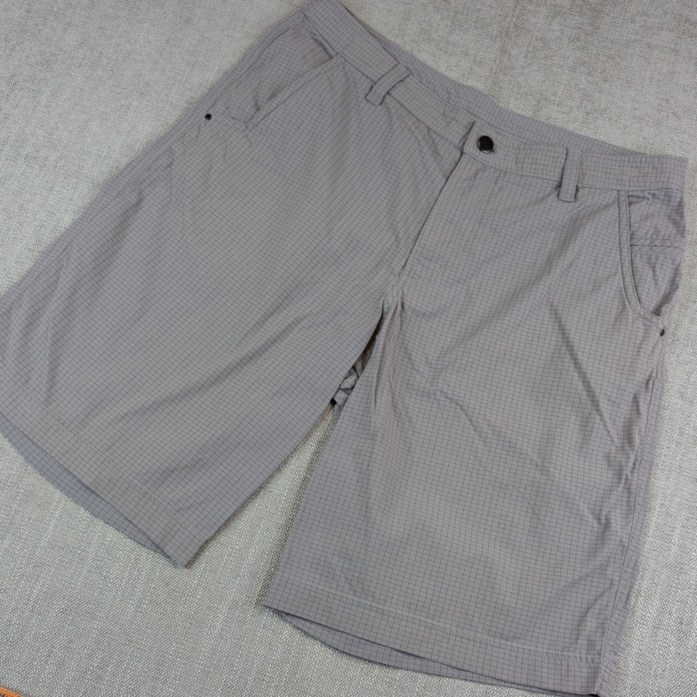 Lululemon Shorts Mens 34 Gray Grid Pattern Kahuna Hiking Golf Casual Skater